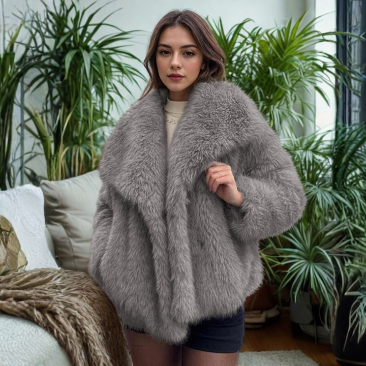 Corrine - Elegancki Fuzzy Płaszcz z Długim Rękawem i Kołnierzem