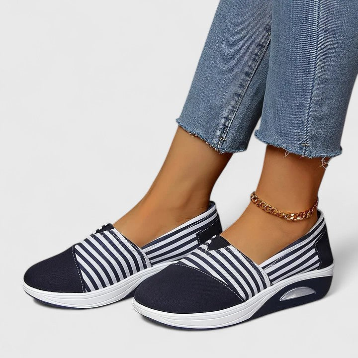 Julia | Sneakersy ortopedyczne