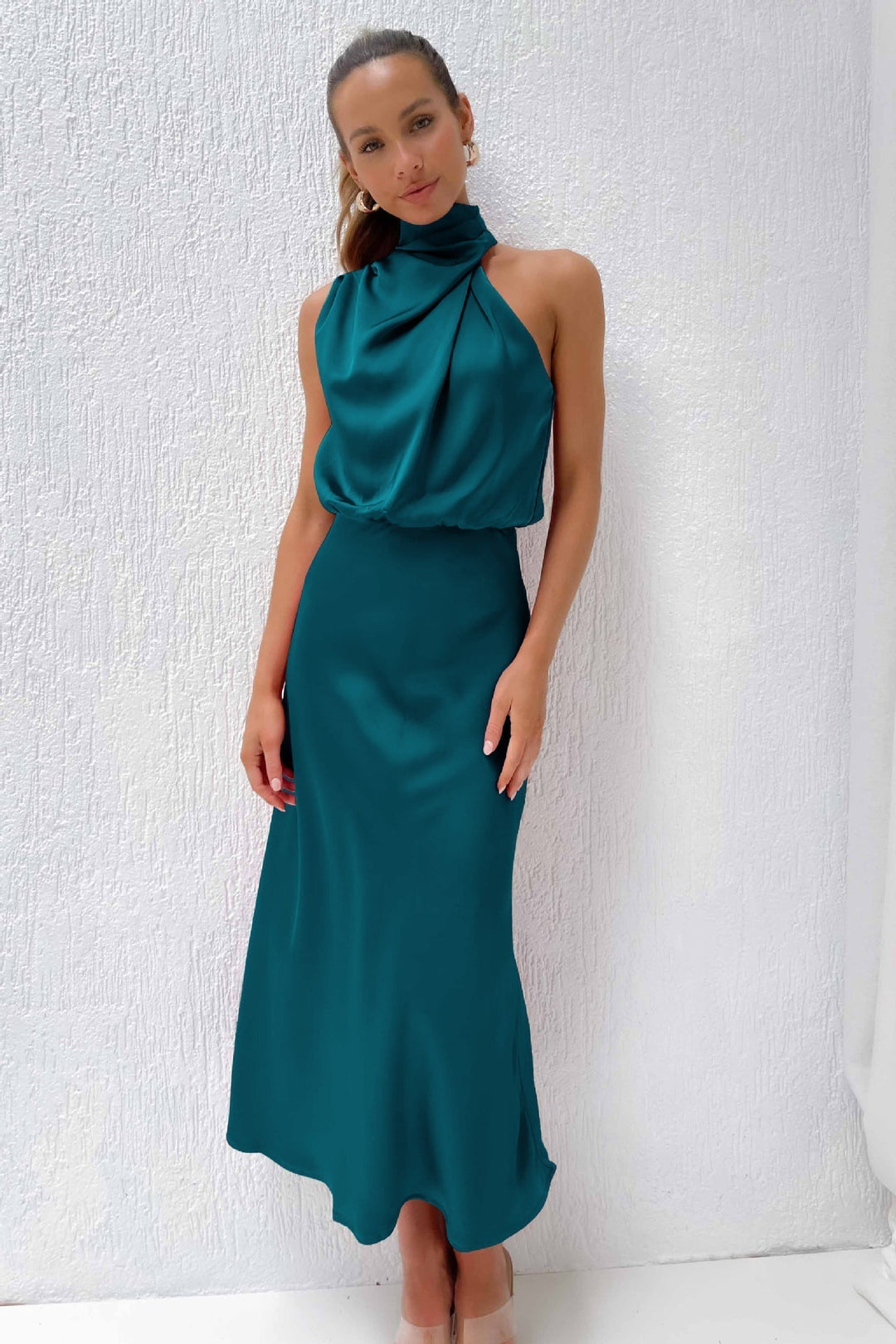 Faith | Elegancka Sukienka Wieczorowa na Halter dla Kobiet