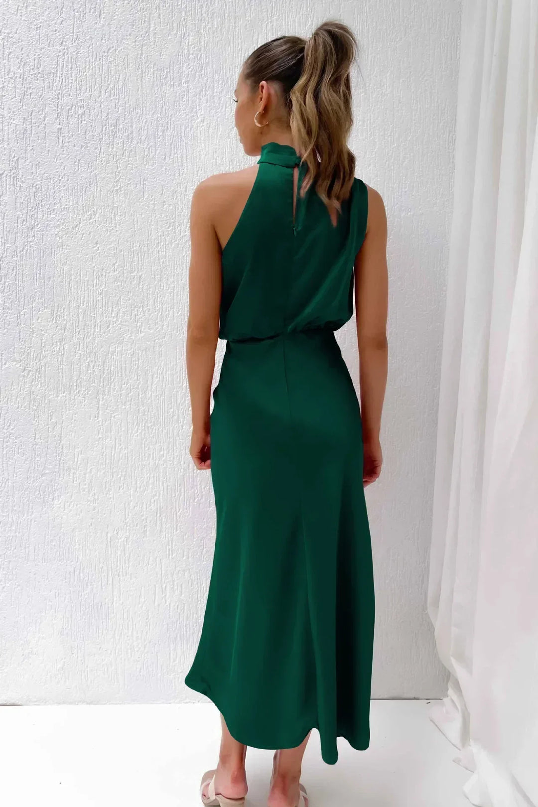 Faith | Elegancka Sukienka Wieczorowa na Halter dla Kobiet