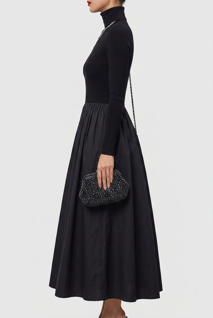 Selene | Elegancka Czarna Sukienka Midi z Wycięciami i Satyną